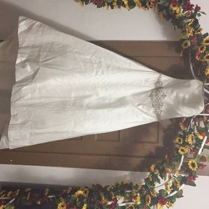 Wedding dress